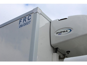 Camião frigorífico Renault D 12  Carrier Supra 550 Strom Tür LBW FRC 2027: foto 5