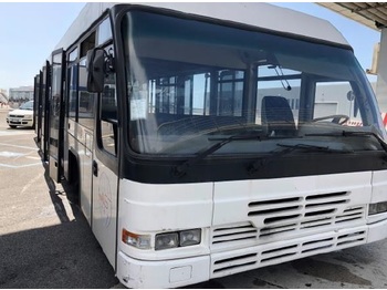 Autocarro de aeroporto COBUS