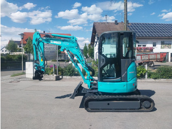 Mini escavadeira KOBELCO