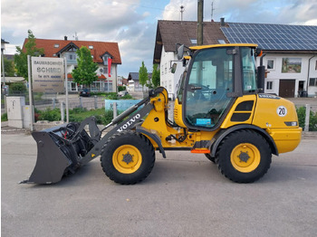 Pá carregadora de rodas VOLVO L25