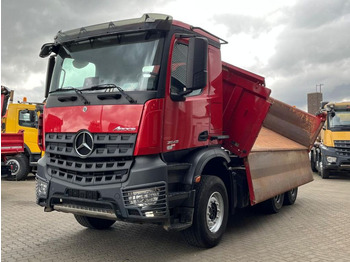 Leasing de  Mercedes-Benz Arocs 2648 6x4 3-Achs Kipper Bordmatik Mercedes-Benz Arocs 2648 6x4 3-Achs Kipper Bordmatik: foto 1
