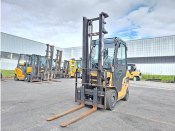 Empilhadeira a gás CATERPILLAR GP
