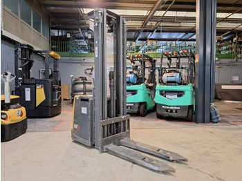 Stacker Caterpillar NSV16P: foto 3