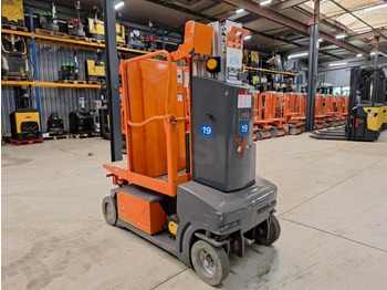 Plataforma de mastro vertical JLG