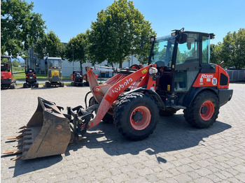 Pá carregadora de rodas KUBOTA R085