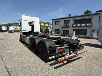 Camião polibenne DAF XF