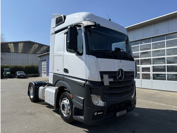 Tractor MERCEDES-BENZ Actros 1845