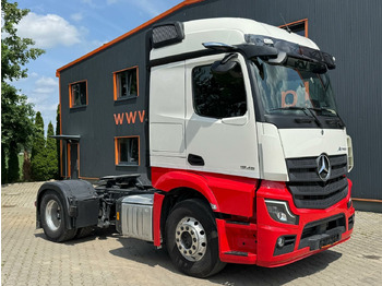 Tractor MERCEDES-BENZ Actros 1846