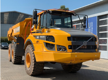 Caminhão articulado VOLVO A25G