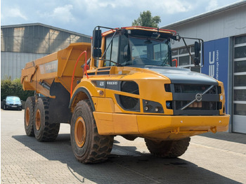 Caminhão articulado VOLVO A25G