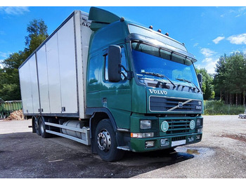 Camião furgão VOLVO FM12