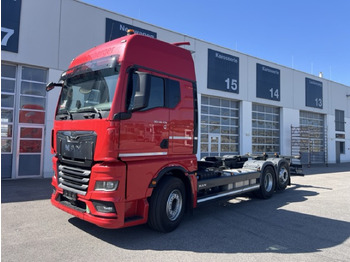Camião transportador de contêineres/ Caixa móvel MAN TGX