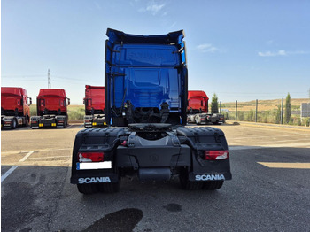 Tractor Scania R 450: foto 4