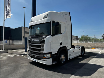 Tractor SCANIA R 450