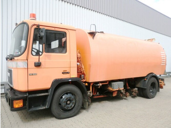 Varredora urbana MAN