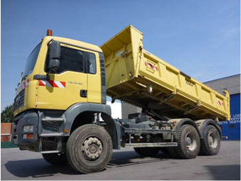 Camião basculante MAN TGA 33.350