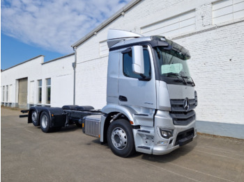 Camião chassi MERCEDES-BENZ Actros 2553