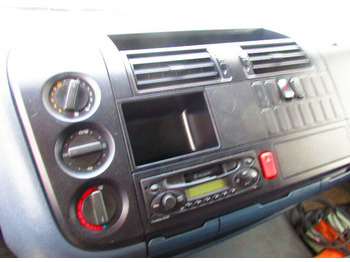 Camião furgão Mercedes-Benz Atego 815 4x2: foto 3