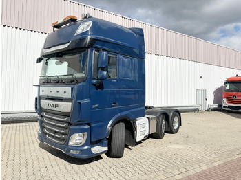Tractor DAF XF 530