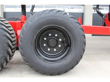 Reboque florestal novo Farmi FT 12 2WD - CR89 - 9,0m Kran - Radantrieb BB250: foto 3