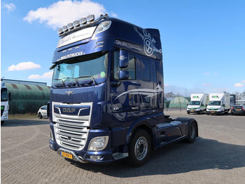 Tractor DAF XF 530