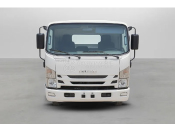 Camião chassi ISUZU