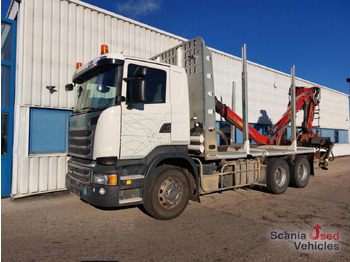 Camião de transporte de madeira SCANIA R 490
