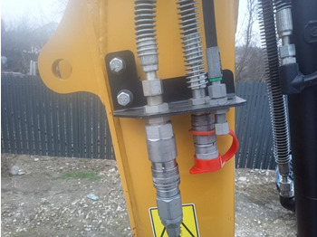 Escavadora de rastos CATERPILLAR 303 ECR: foto 5
