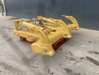 Equipamento CATERPILLAR