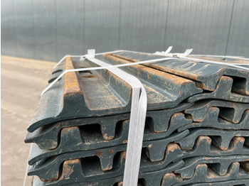Estrutura/ Châssis por Máquina de construção Hyundai R210 / R215 / R220 Shoes: foto 3