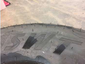 Jantes e pneus por Máquina de construção novo SWT 23.1 - 26: foto 3
