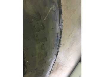 Jantes e pneus por Máquina de construção novo SWT 23.1 - 26: foto 2