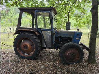 Trator Ford 3600, 4x4: foto 4