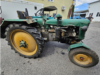 Trator ZETOR