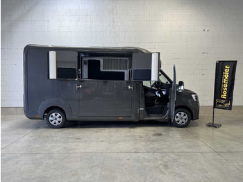 Camião de transporte de cavalos RENAULT Master