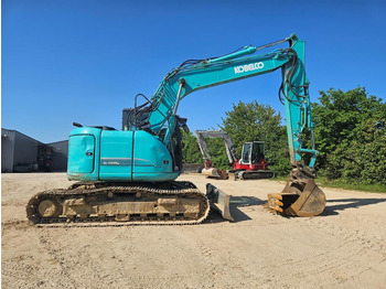 Escavadeira KOBELCO