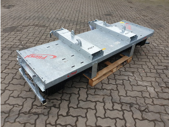 Gadanheira novo Fliegl Kehrbesen Löwe 1,50m*: foto 4
