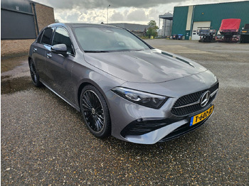 Hatchback MERCEDES-BENZ