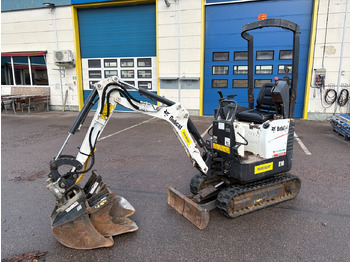 Escavadeira BOBCAT E10