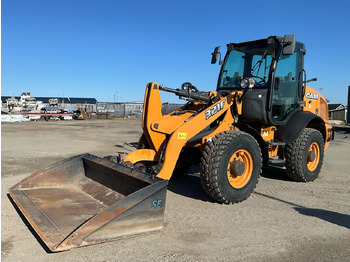 Leasing de Case 321F Case 321F: foto 1