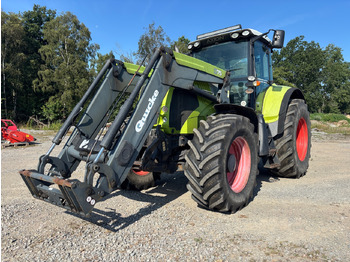 Trator CLAAS Axion 810