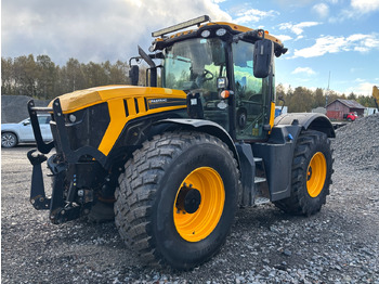 Trator JCB Fastrac 4220