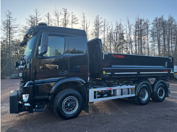 Camião MERCEDES-BENZ Arocs