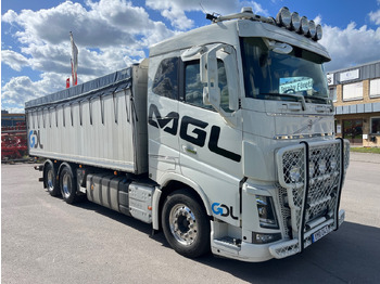 Camião VOLVO FH16 750