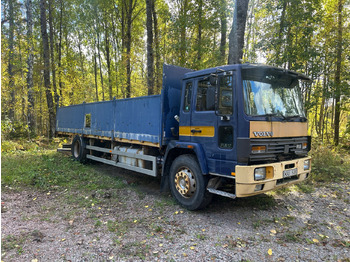 Camião VOLVO FL6