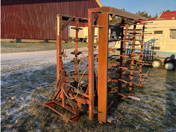 Maquina para lavrar a terra VÄDERSTAD