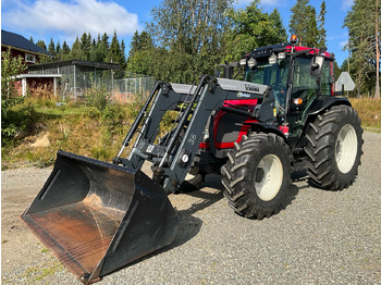 Trator VALTRA A83