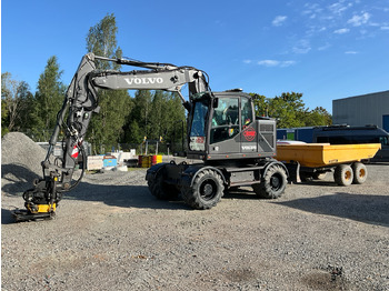 Escavadeira VOLVO EWR150E