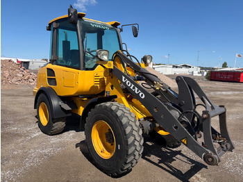 Pá carregadora de rodas VOLVO L25F