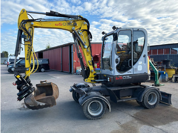 Escavadeira WACKER